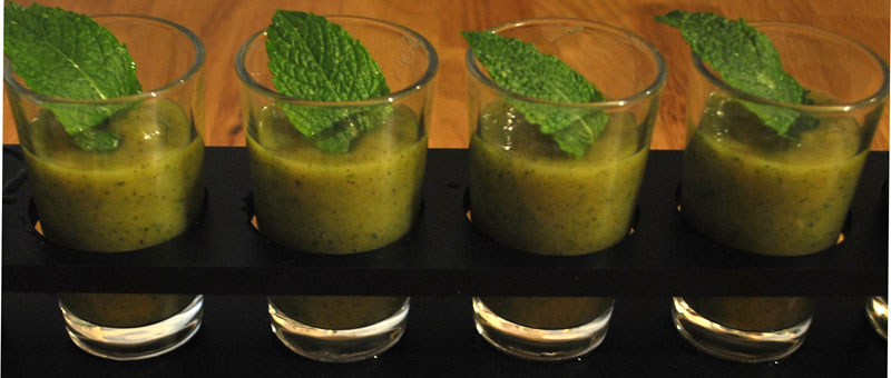 Gaspacho de courgette  la menthe
